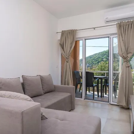 Apartments Dilara Canj Exterior photo