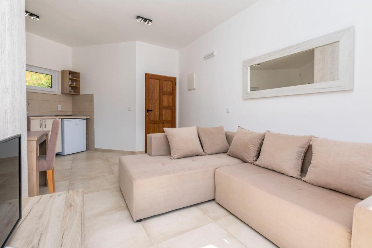 Dilara Apartment *
